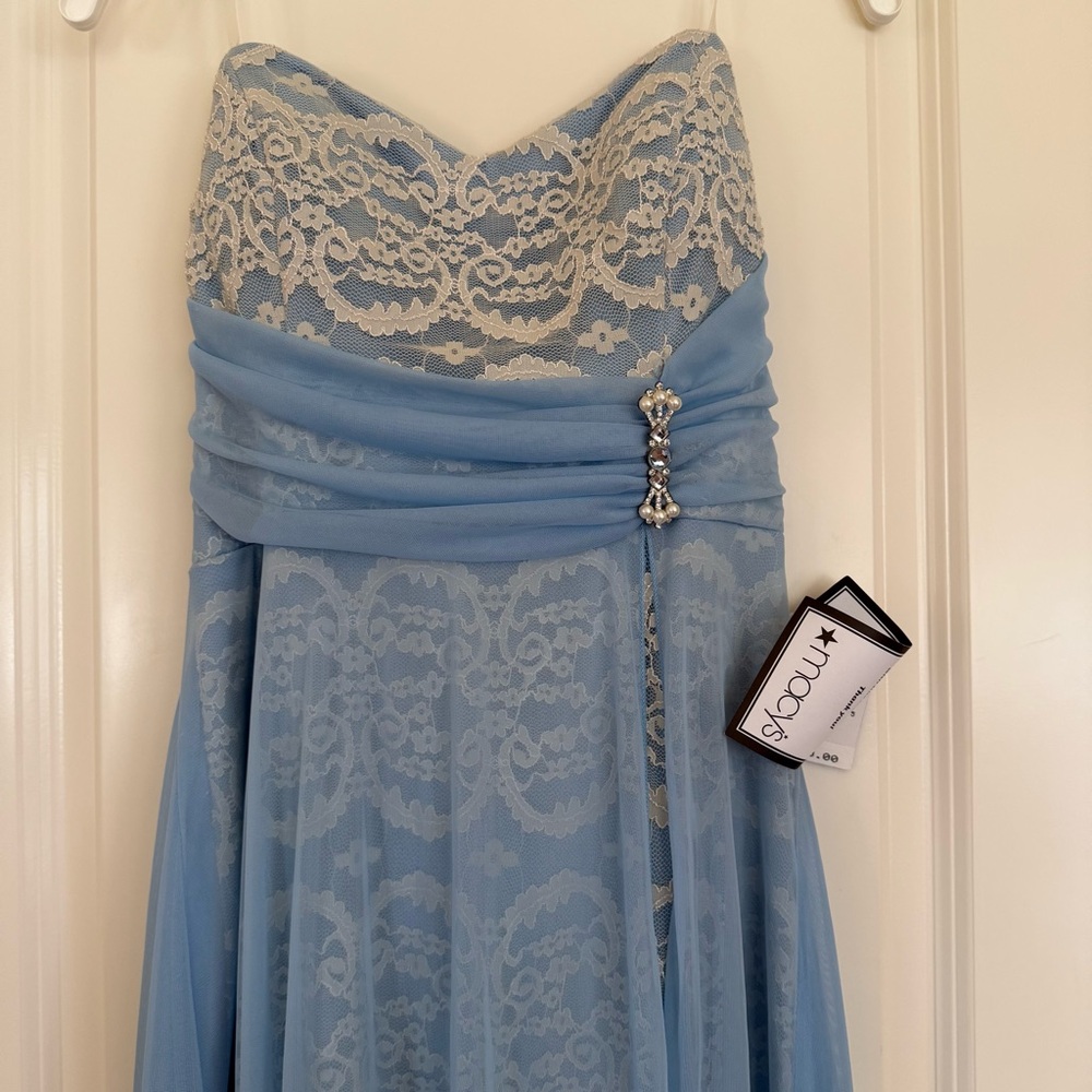 Blue Lace Strapless Gown